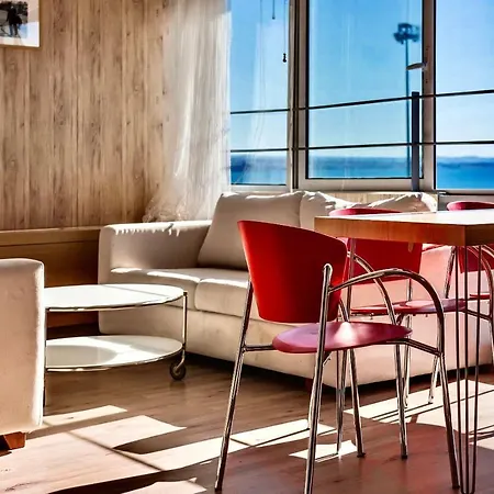 #morrison Apt By Halu! *